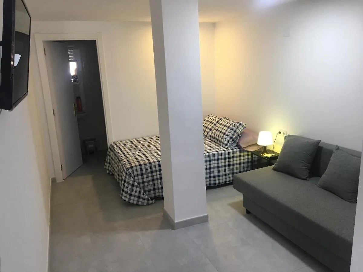 Apartamentos Playa Del Palo Málaga Spagna