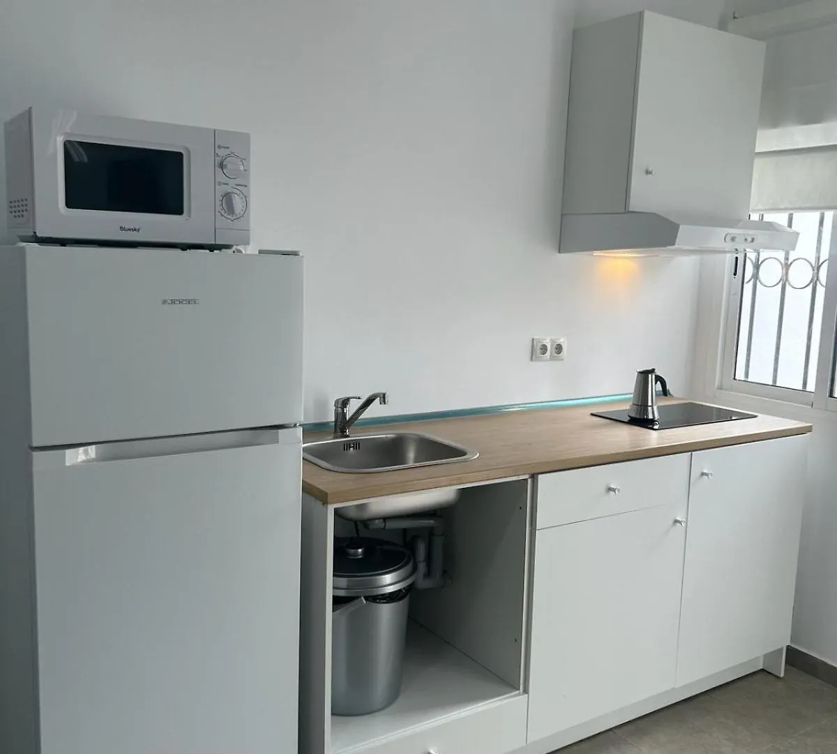 Hostal Apartamentos Playa Del Palo Malaga Hiszpania